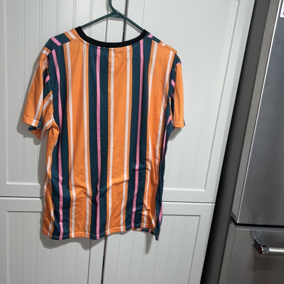 good condition mens romwe shirt - Picture 3 of 3